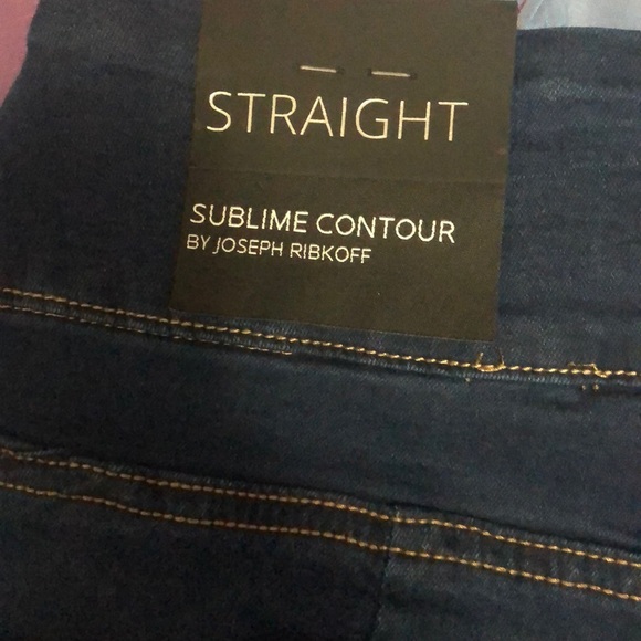 jeans. NWT - Picture 8 of 11